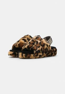 UGG FLUFF YEAH SPOTTY - Slippers - Natural 2 UGG FLUFF YEAH SPOTTY - Slippers - Natural -UGG Shop 94aff8b8518f4a029fca12804980e8ad