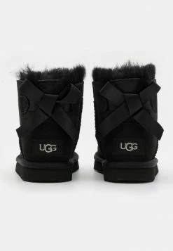 UGG MINI BAILEY BOW II - Classic Ankle Boots - Black -UGG Shop 95312471ba1742f8bbbf3f52424f92cb