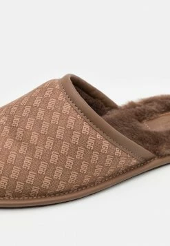UGG SCUFF LOGO - Slippers - Chestnut -UGG Shop 9df0c173c13440d2a63538207320fc31