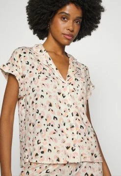 UGG AMELIA SET - Pyjamas - Cream 4 UGG AMELIA SET - Pyjamas - Cream -UGG Shop 9f25f8a0ecb14d19b356b019ed93584e