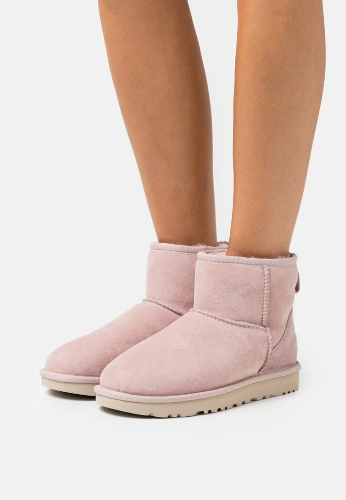 CLASSIC MINI - Classic ankle boots - rose grey UGG CLASSIC MINI - Classic Ankle Boots - Rose Grey -UGG Shop a03f1464e71d4e3f96982fb2eb329e55