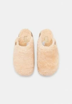 UGG FUZZ SUGAR SLIDE - Slippers - Natural -UGG Shop a29373560775495e976a15849d4c4e77