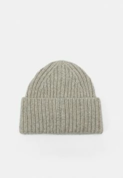 UGG CHUNKY SET - Scarf - Light Grey -UGG Shop a462ae2b11ae412f82a4171f9407a666