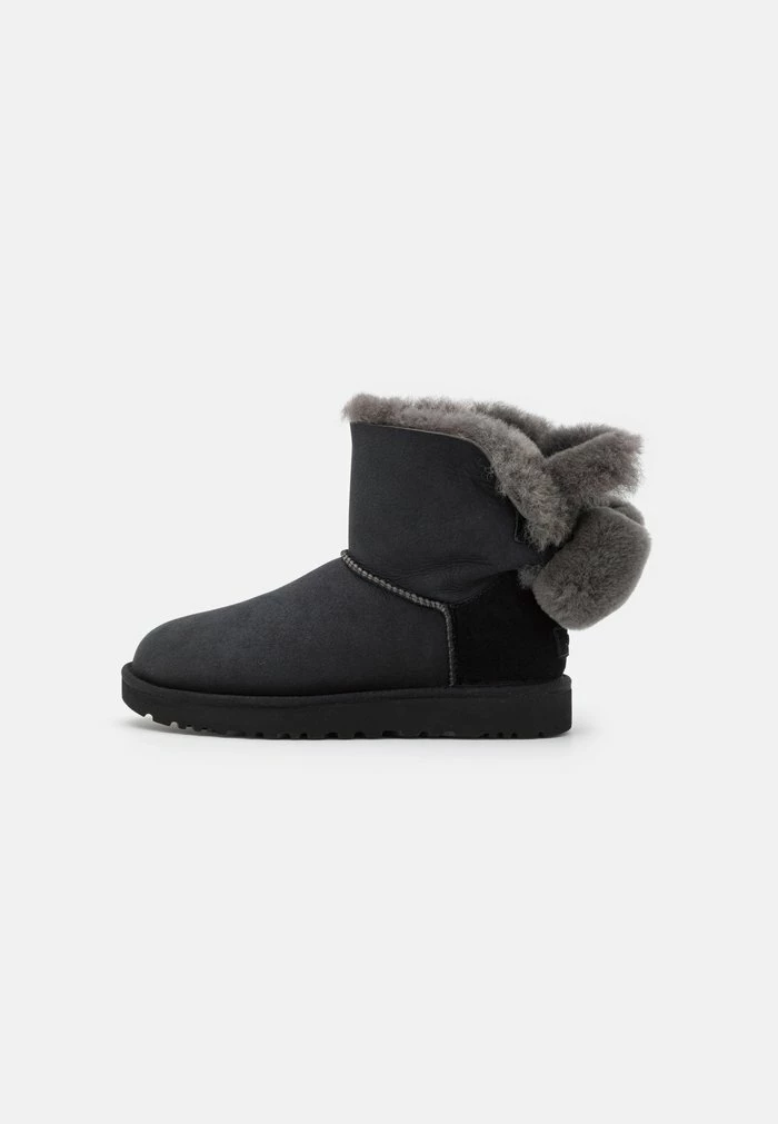 UGG MINI BAILEY FUZZY BOW - Winter Boots - Black 2 UGG MINI BAILEY FUZZY BOW - Winter Boots - Black - Image 2