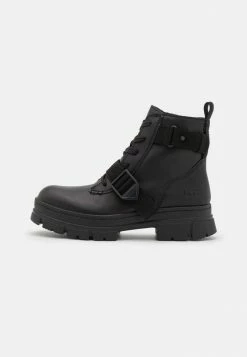 UGG ASHTON LACE UP - Platform Ankle Boots - Black