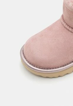 UGG CLASSIC MINI SHINE - Classic Ankle Boots - Rose Grey 5 UGG CLASSIC MINI SHINE - Classic Ankle Boots - Rose Grey -UGG Shop af753cb83ddf4e58a4fa51282ef76e92