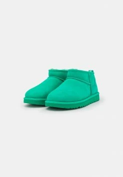 UGG CLASSIC ULTRA MINI - Ankle Boots - Emerald Green 8 UGG CLASSIC ULTRA MINI - Ankle Boots - Emerald Green -UGG Shop afc86b6ca84f446c888b42af4d10bdc0