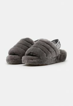 UGG FLUFF YEAH SLIDE - Slippers - Charcoal -UGG Shop b23e5a35b52344fb995a1a65273f7d9c