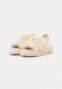 UGG FLUFF YEAH SLIDE PANTHER PRINT - Slippers - White -UGG Shop b3cfa325b6a24ba4bec561558e4524eb