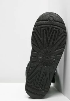UGG BAILEY - Winter Boots - Black 12 UGG BAILEY - Winter Boots - Black -UGG Shop b3e78916020b441cafcbaf9f00ef63c9