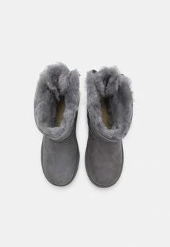 UGG MINI BAILEY BOW II - Classic Ankle Boots - Lighthouse -UGG Shop b50d200c15d043809359f54ced0c51e9