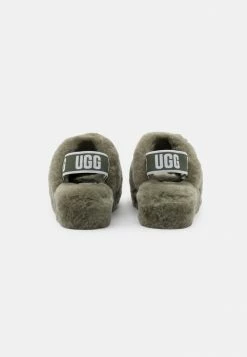 UGG FLUFF YEAH SLIDE - Platform Sandals - Burnt Olive -UGG Shop b6e64ec3bc914bbf8d88d2054654d2c5