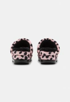 UGG MAXI SLIDE CHEETAH PRINT - Heeled Mules - Pink Scallop -UGG Shop b820ae430d0c45b7b6f69678f067bf99