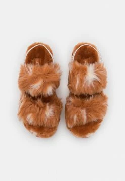 UGG OH YEAH SPOTS - Slippers - Natural 5 UGG OH YEAH SPOTS - Slippers - Natural -UGG Shop be6c39c4c46a4115a915d1ef4df1a506