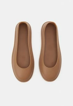 UGG BOOT GUARD - Insole - Chestnut -UGG Shop c03fd8c060194a808e2b2110a1bf2429