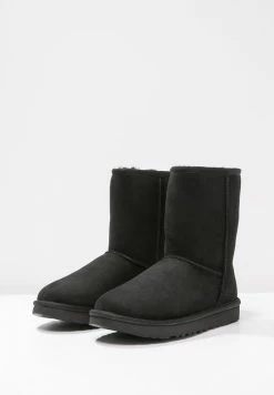UGG CLASSIC SHORT - Classic Ankle Boots - Black 10 UGG CLASSIC SHORT - Classic Ankle Boots - Black -UGG Shop c256c9abaae242b4b80e1a8d6011797b
