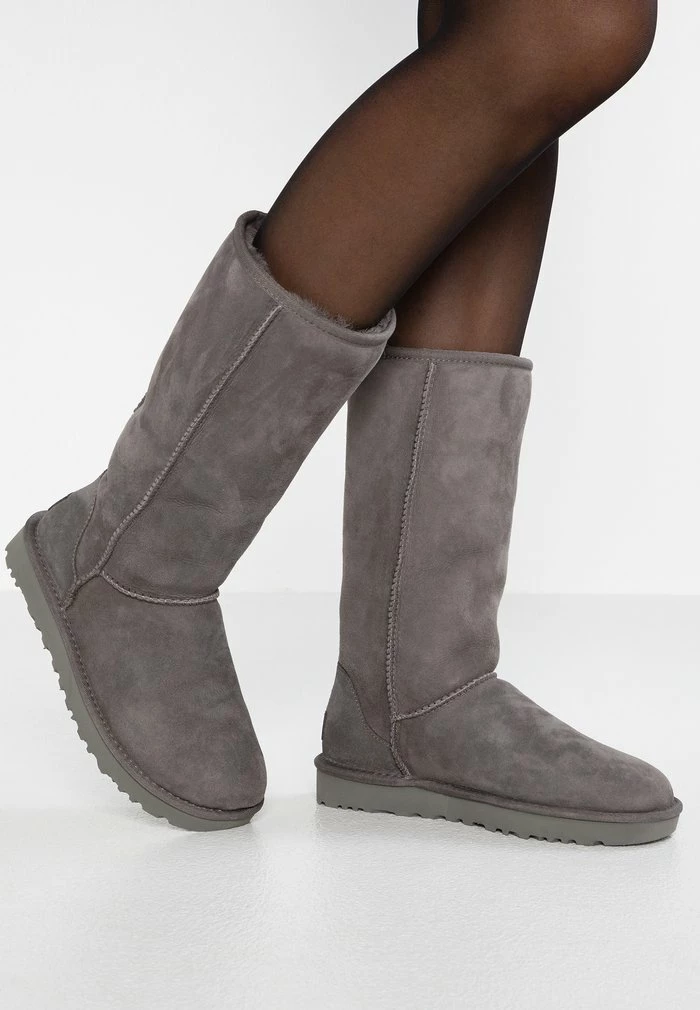 CLASSIC II - Boots - grey UGG CLASSIC II - Boots - Grey -UGG Shop c58b7dddd4d04997a8ed5e3e30be188e