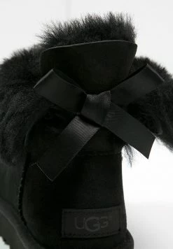 UGG MINI BAILEY BOW - Classic Ankle Boots - Black -UGG Shop cbca21392ca043638604771e9625f7a2