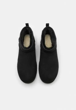 UGG CLASSIC ULTRA MINI - Classic Ankle Boots - Black 3 UGG CLASSIC ULTRA MINI - Classic Ankle Boots - Black -UGG Shop cd67bec0f7a748dd8b153d36c36f069e