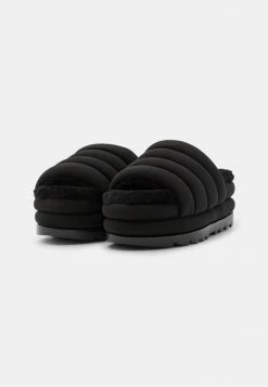 UGG MAXI SLIDE - Slippers - Black 2 UGG MAXI SLIDE - Slippers - Black -UGG Shop ced5280cc90a4233975539032f410a1c