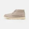 UGG CAMPOUT CHUKKA - Casual Lace-ups - Putty