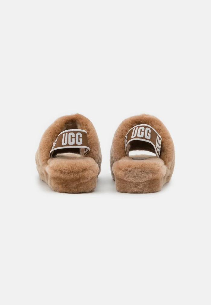 FLUFF YEAH SLIDE - Platform sandals - chestnut UGG FLUFF YEAH SLIDE - Platform Sandals - Chestnut -UGG Shop d120b52637634f9d981d2a0739483186