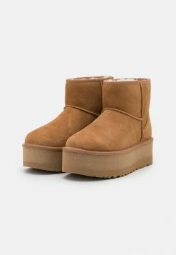 UGG CLASSIC MINI PLATFORM - Platform Ankle Boots - Chestnut 2 UGG CLASSIC MINI PLATFORM - Platform Ankle Boots - Chestnut -UGG Shop d4a497a2199d44d3b342505fc609886b