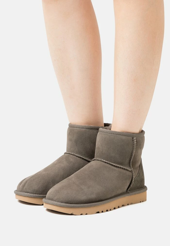 CLASSIC MINI - Classic ankle boots - slate UGG CLASSIC MINI - Classic Ankle Boots - Slate -UGG Shop d84293d2034144f49241e04cc16dda5c