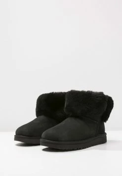 UGG BAILEY BUTTON II - Classic Ankle Boots - Black 7 UGG BAILEY BUTTON II - Classic Ankle Boots - Black -UGG Shop db20cad196a6401fb6abe3da92164f96