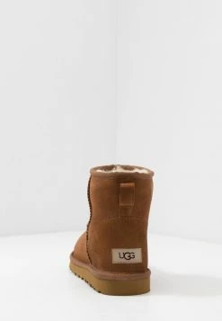 UGG CLASSIC MINI - Classic Ankle Boots - Chestnut -UGG Shop de7dfeefe13347f4a7dceeb4f76556d1
