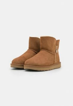 UGG BAILEY ZIP MINI - Classic Ankle Boots - Chestnut 2 UGG BAILEY ZIP MINI - Classic Ankle Boots - Chestnut -UGG Shop defad6d70c7a408190fc21d94d718dc9