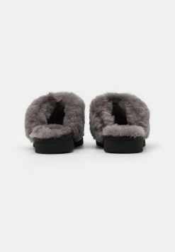 UGG COZY - Slippers - Black 3 UGG COZY - Slippers - Black -UGG Shop e0c4661ec0b44a1ca5bb3f7ed0ad63ee