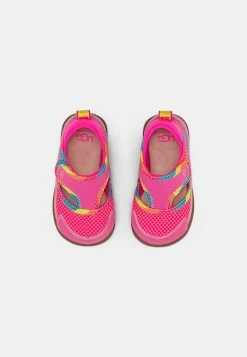 UGG DELTA CLOSED TOE - Baby Shoes - Pink -UGG Shop e1d096c912d14b13890c6ecfe1d271ec