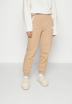 UGG DAYLIN BONDED PANT - Tracksuit Bottoms - Camel