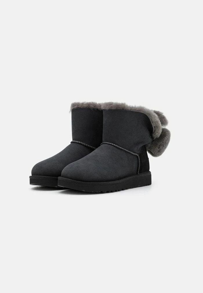 UGG MINI BAILEY FUZZY BOW - Winter Boots - Black 3 UGG MINI BAILEY FUZZY BOW - Winter Boots - Black - Image 3