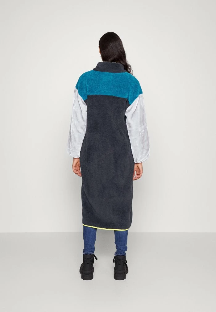 MARLENE - Winter jacket - ink UGG MARLENE - Winter Jacket - Ink -UGG Shop eaee5e9ba2cd443a9915ba1bab5f389a