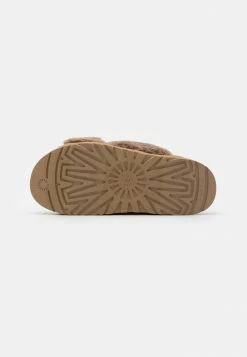 UGG FUZZ SUGAR CROSS SLIDE - Slippers - Hickory -UGG Shop ef9144d42a9b4469bff0de30de3b0668