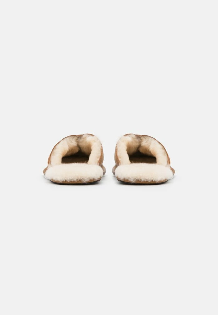 HYDE - Slippers - chestnut UGG HYDE - Slippers - Chestnut -UGG Shop f0929e5ee56e47b4ad8e5bcab8ebff11