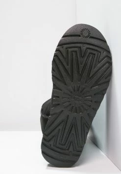 UGG BAILEY BOW - Classic Ankle Boots - Black -UGG Shop f8957c0b7b0d405a860c58e780af73a9