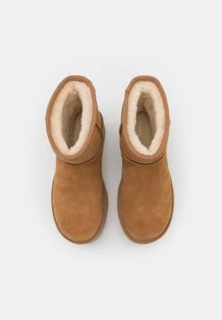 UGG CLASSIC MINI PLATFORM - Platform Ankle Boots - Chestnut 5 UGG CLASSIC MINI PLATFORM - Platform Ankle Boots - Chestnut -UGG Shop fd79e58fe11f4f7c9887070b09533d63